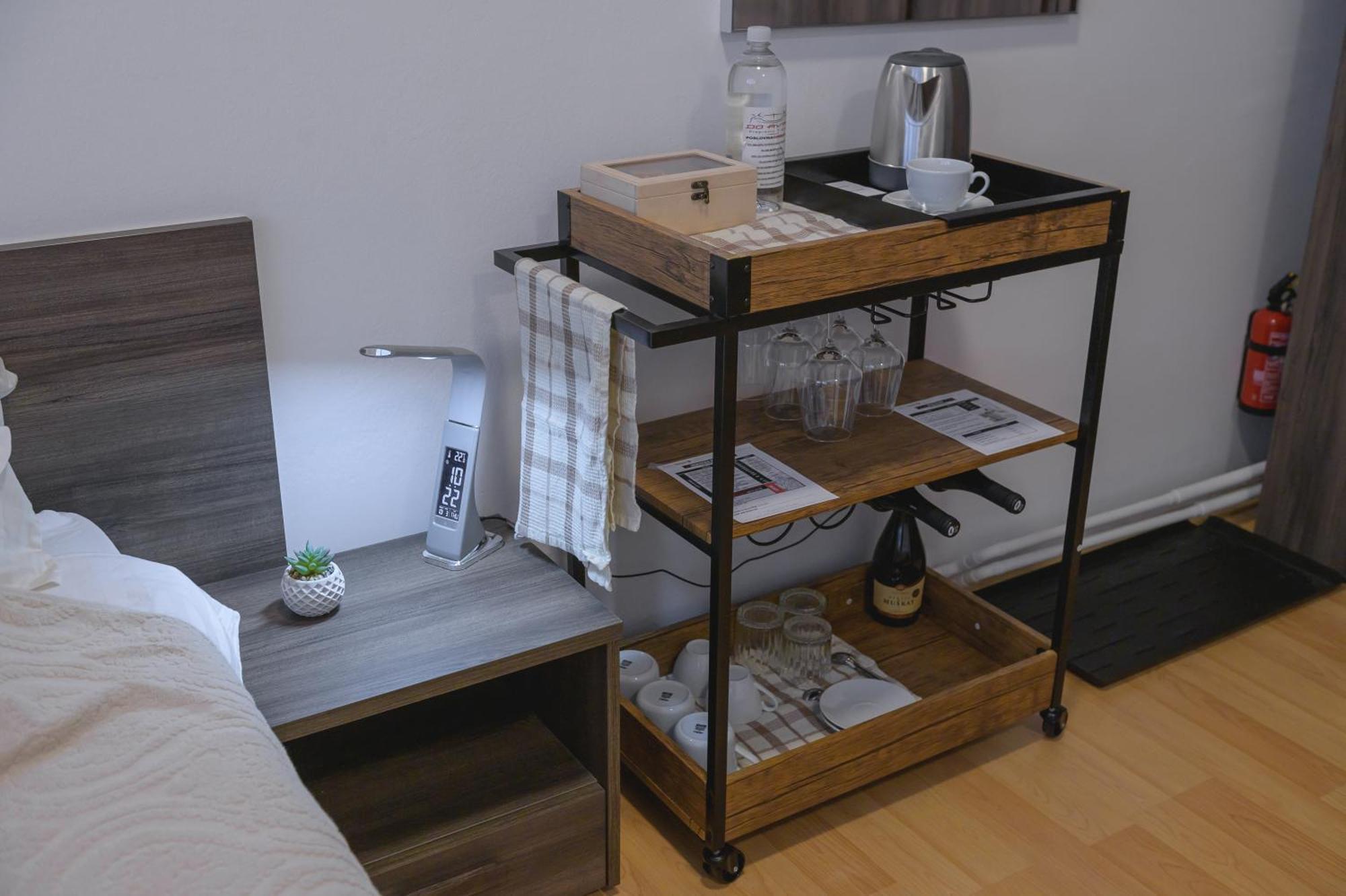 Do Avta Rooms Ljubljana Buitenkant foto