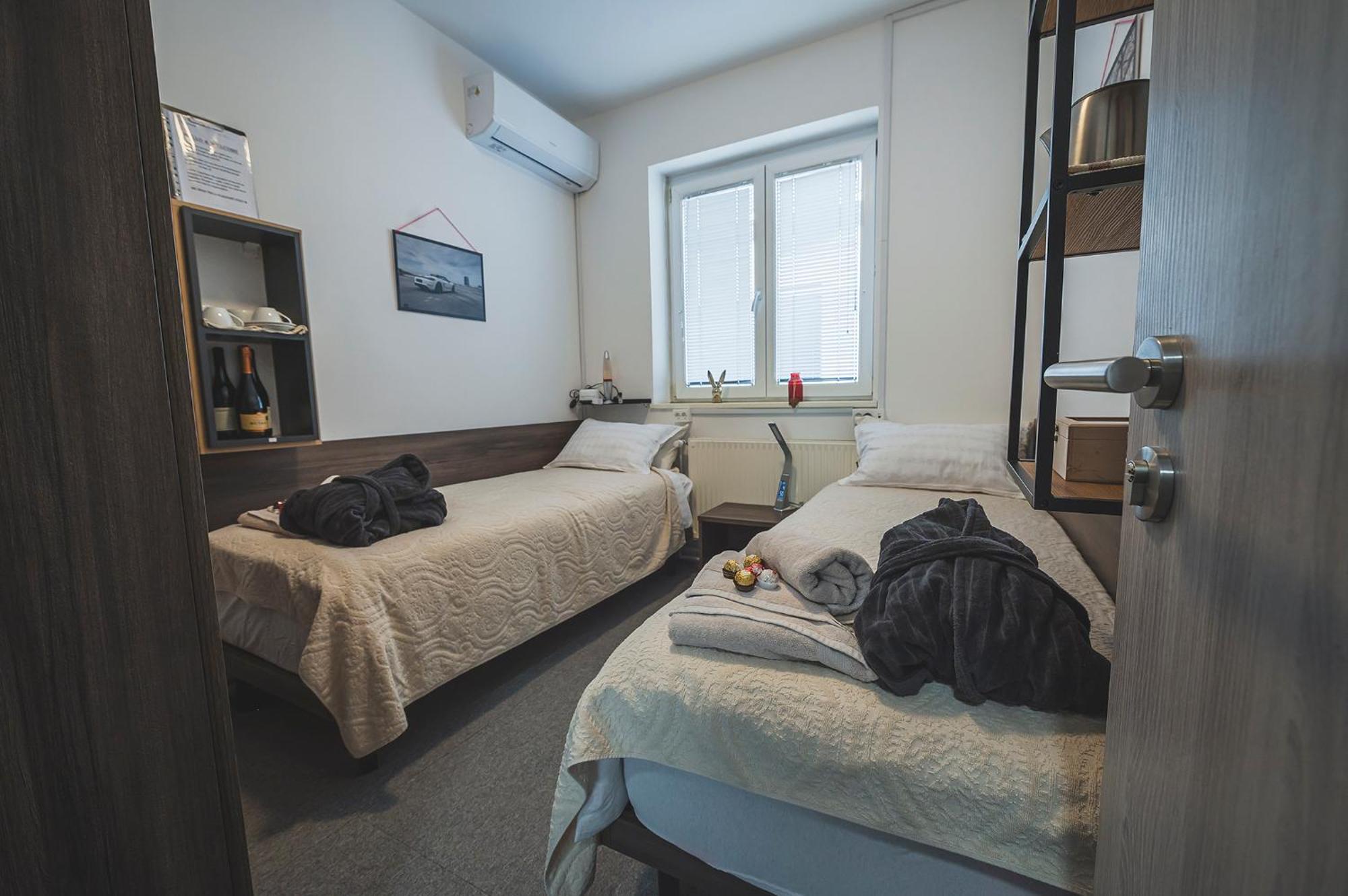 Do Avta Rooms Ljubljana Buitenkant foto
