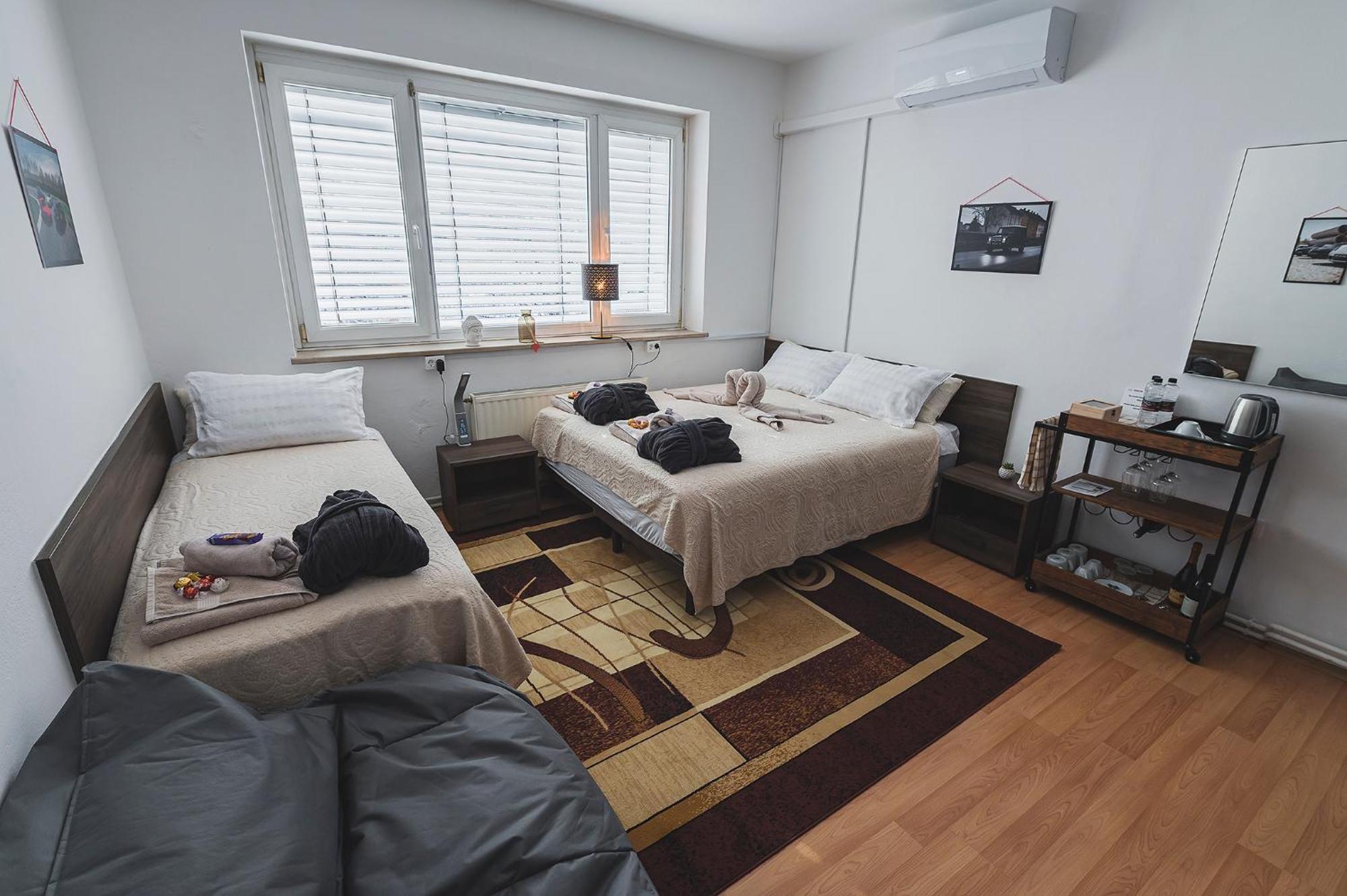 Do Avta Rooms Ljubljana Buitenkant foto